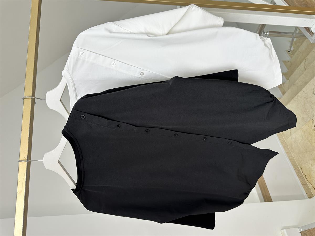 Arkası Gömlek Detaylı Cepli Sweatshirt-Siyah