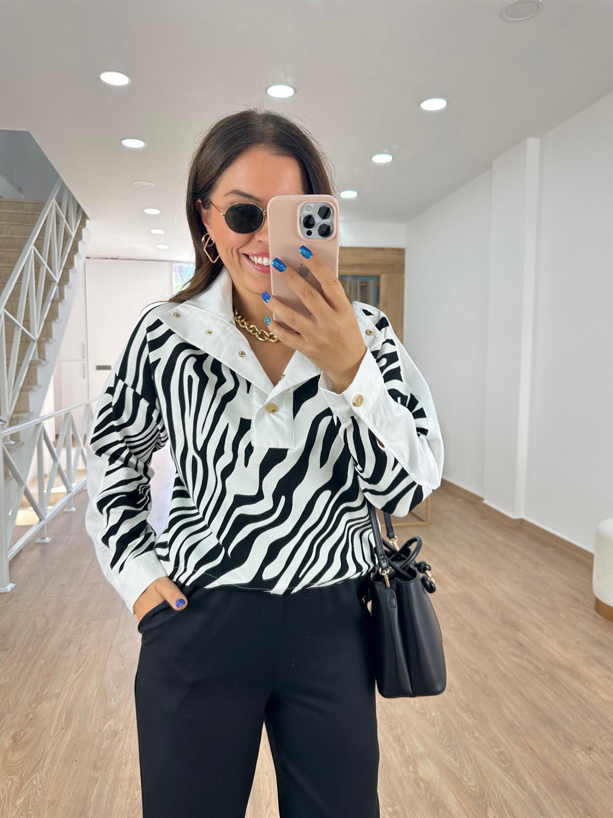 Arkası Poplin Detaylı Tasarım Zebra Sweat