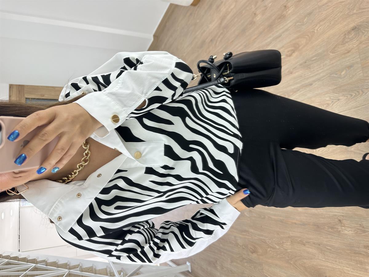 Arkası Poplin Detaylı Tasarım Zebra Sweat