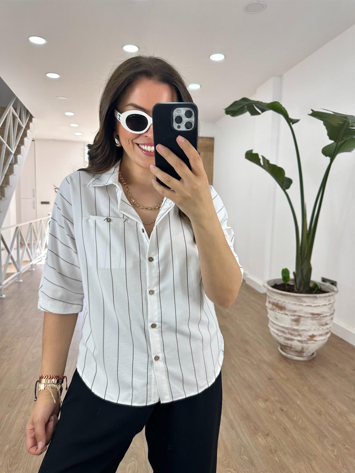 Arkası Uzun Çizgili Tiril Gömlek-Kahverengi