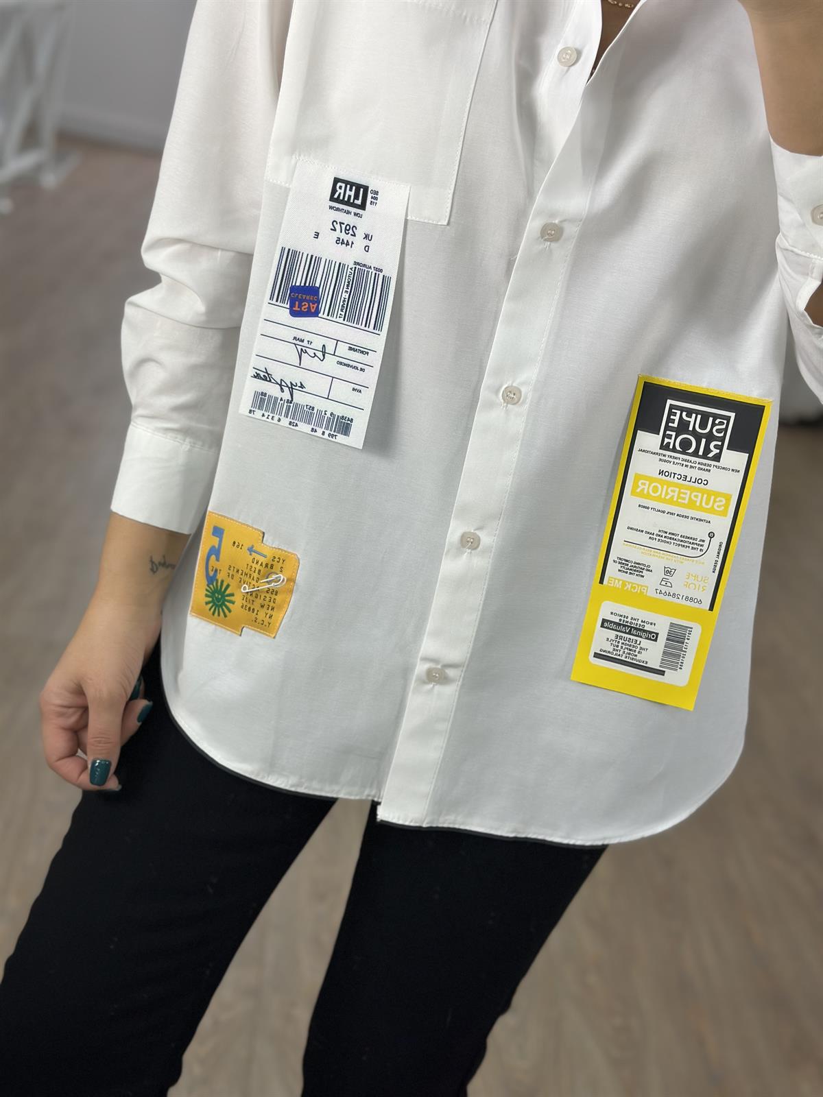 Arma Detaylı Tasarım Gömlek