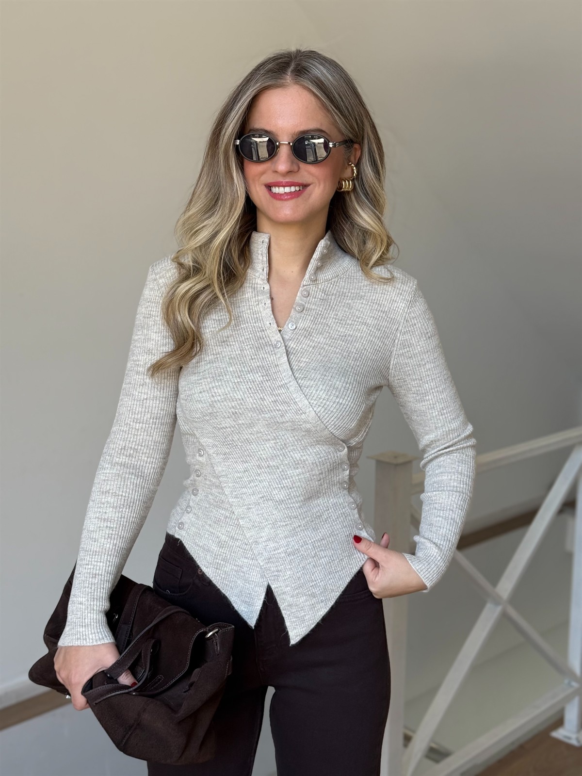 Asimetrik Beli Düğmeli Fitilli Triko - Açık Bej