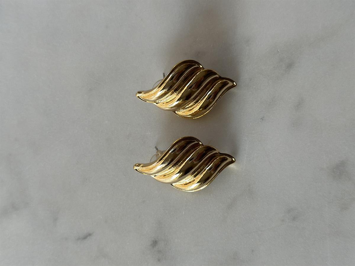Asimetrik Çizgili Gold Küpe