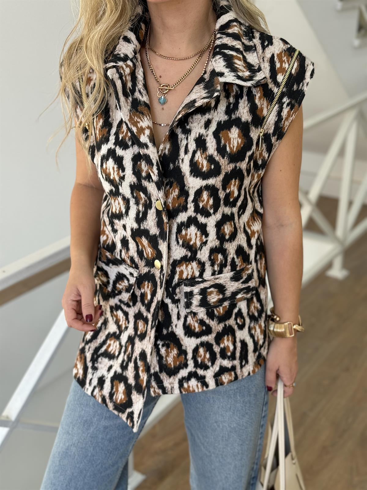 Asimetrik Detay Leopar Gabardin Yelek 