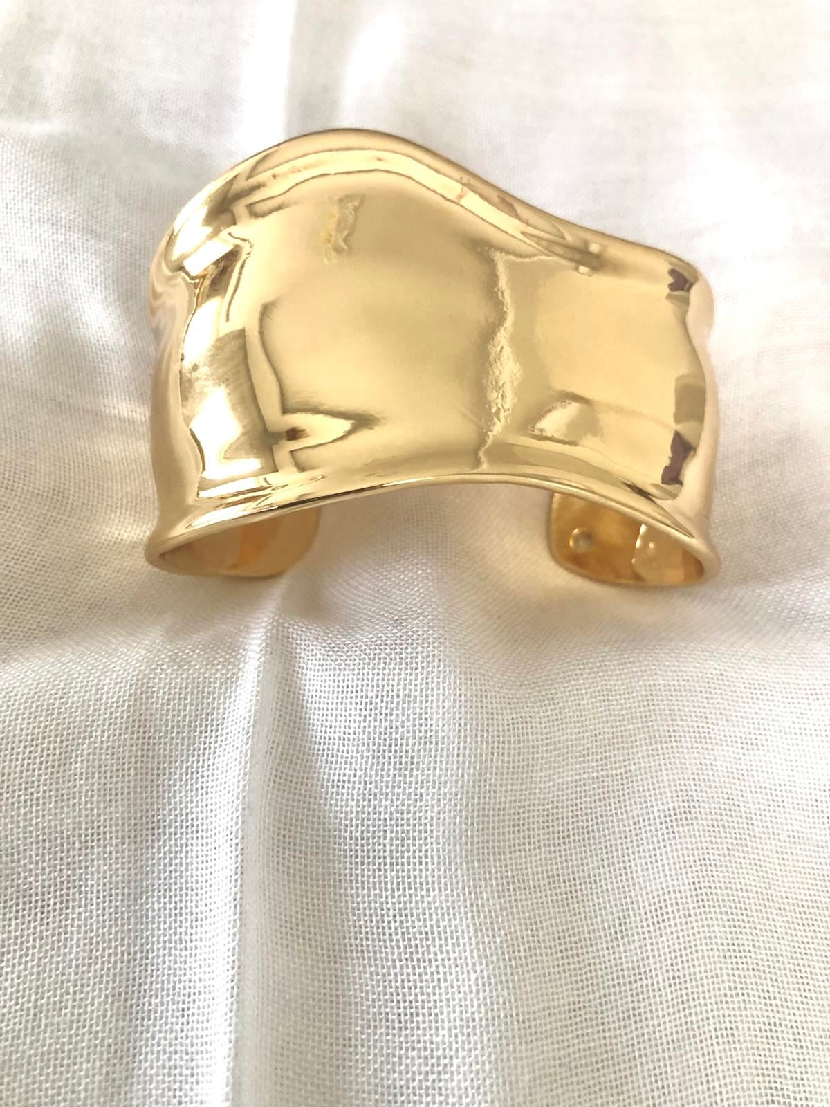 Asimetrik Plaka Marka Model Gold Kelepçe Bileklik