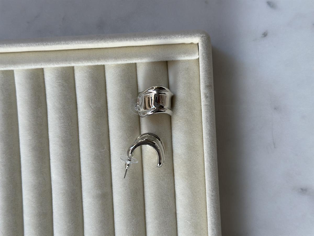 Asimetrik Silver Küpe