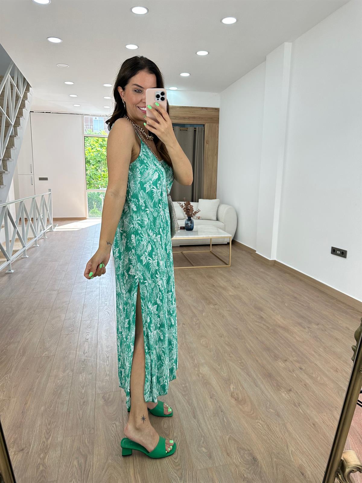 Askıları Ayarlanabilir Piliseli Elbise-Yeşil