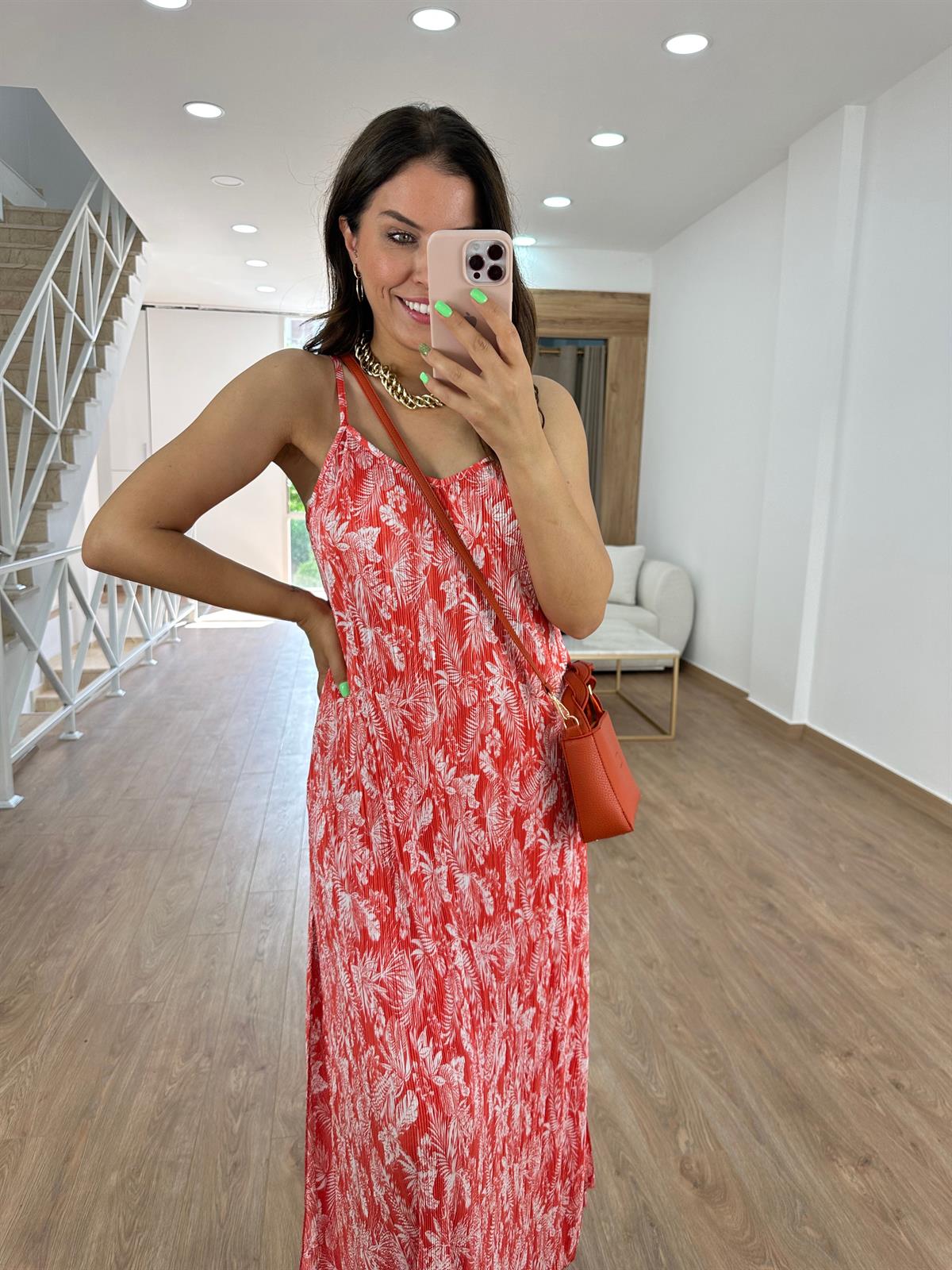 Askıları Ayarlanabilir Piliseli Elbise-Nar Çiçeği