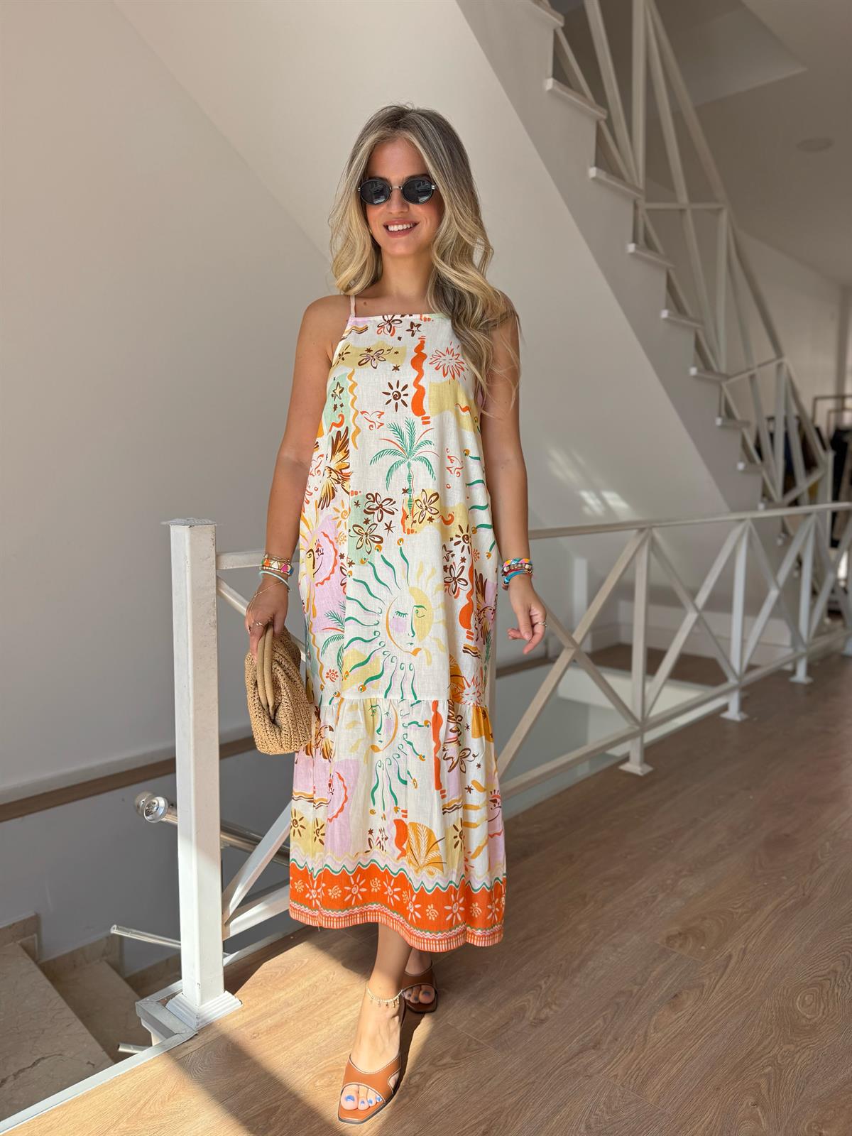 Askıları Ayarlanabilir Renkli Elbise