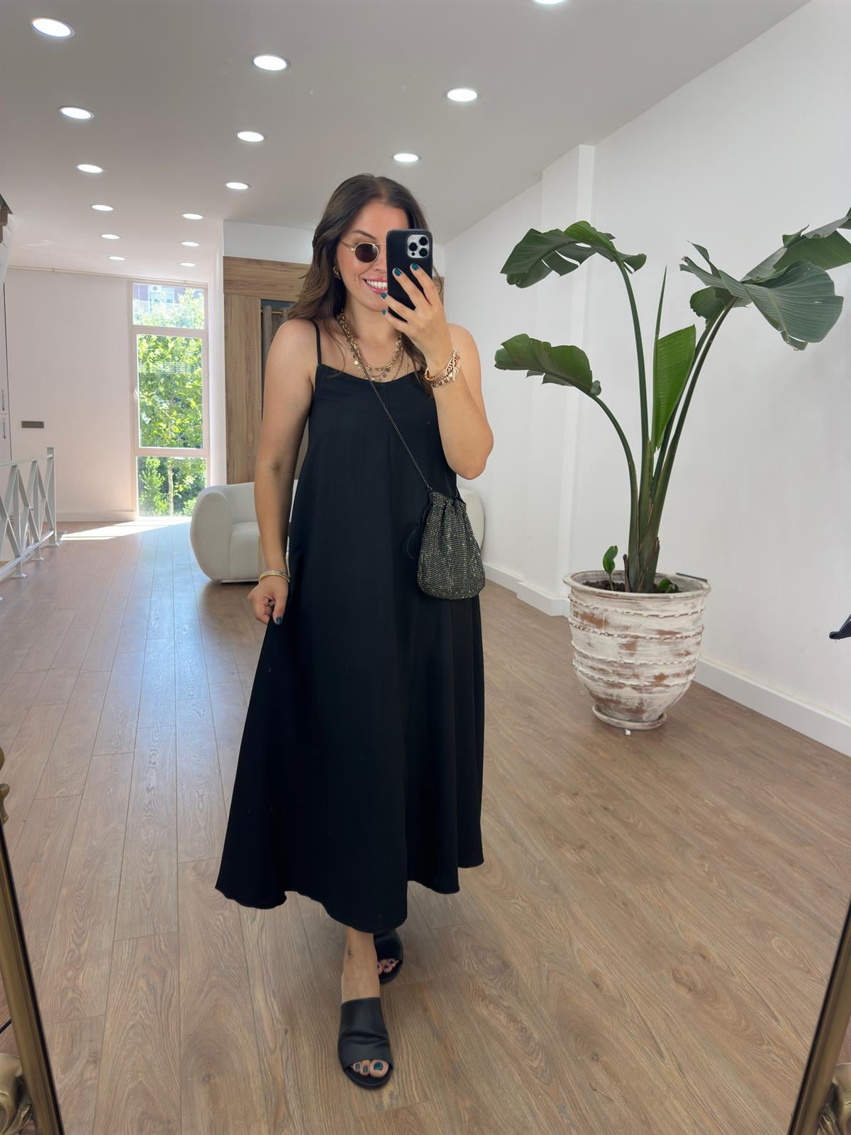 Askıları Ayarlanabilir Salaş Elbise-Siyah