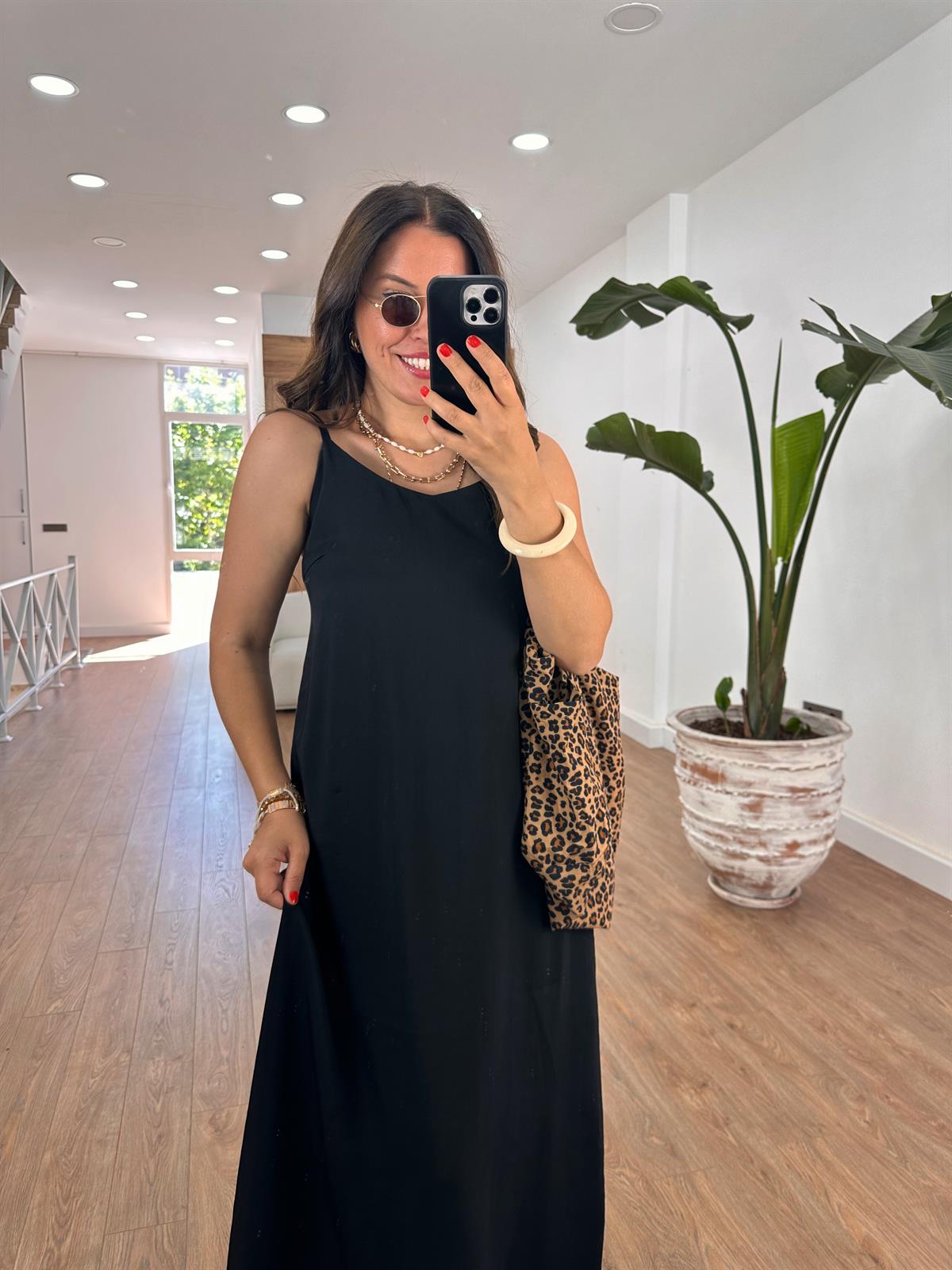 Askıları Ayarlanabilir Tiril Elbise-Siyah