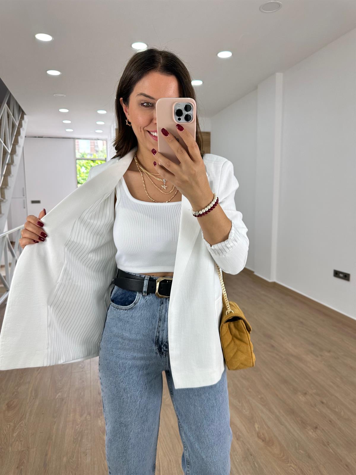 Astarı Çizgili İnce Keten Ceket-Beyaz