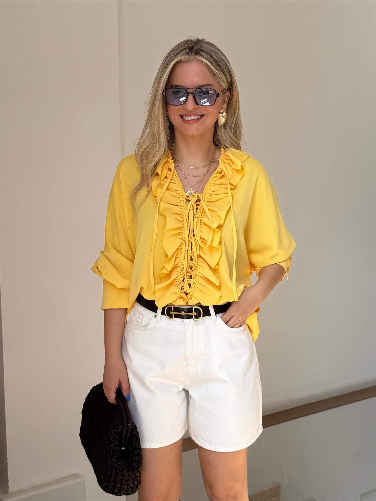 Bağcık Detaylı Fırfırlı Gömlek - Sarı 