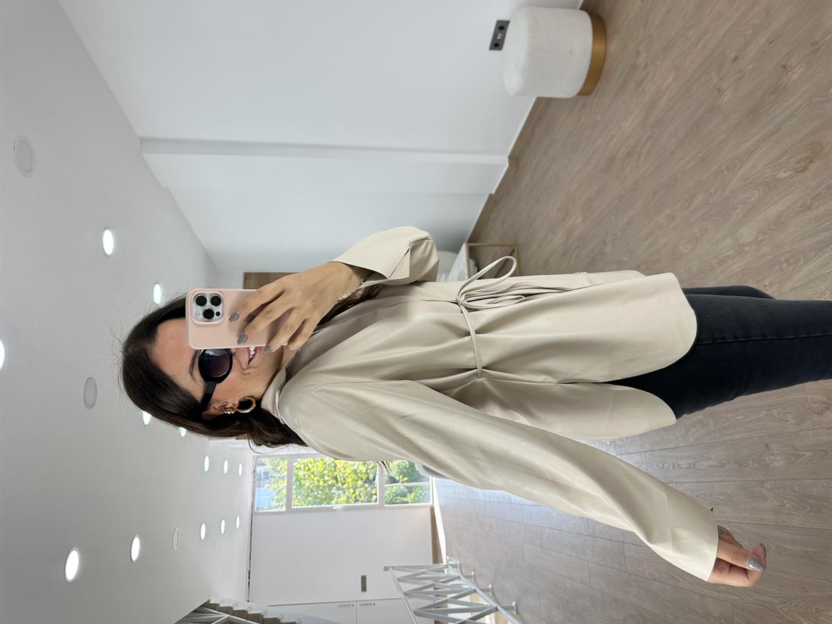 Bağlamalı Deri Gömlek