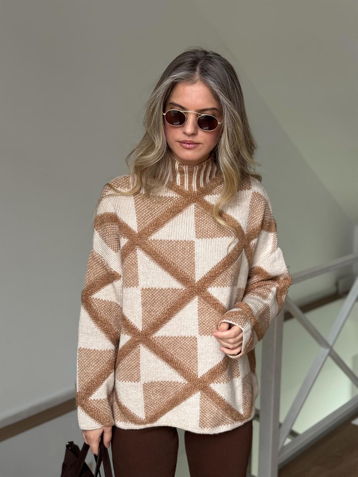 Balıkçı Yaka Baklava Desen Kazak - Bej 