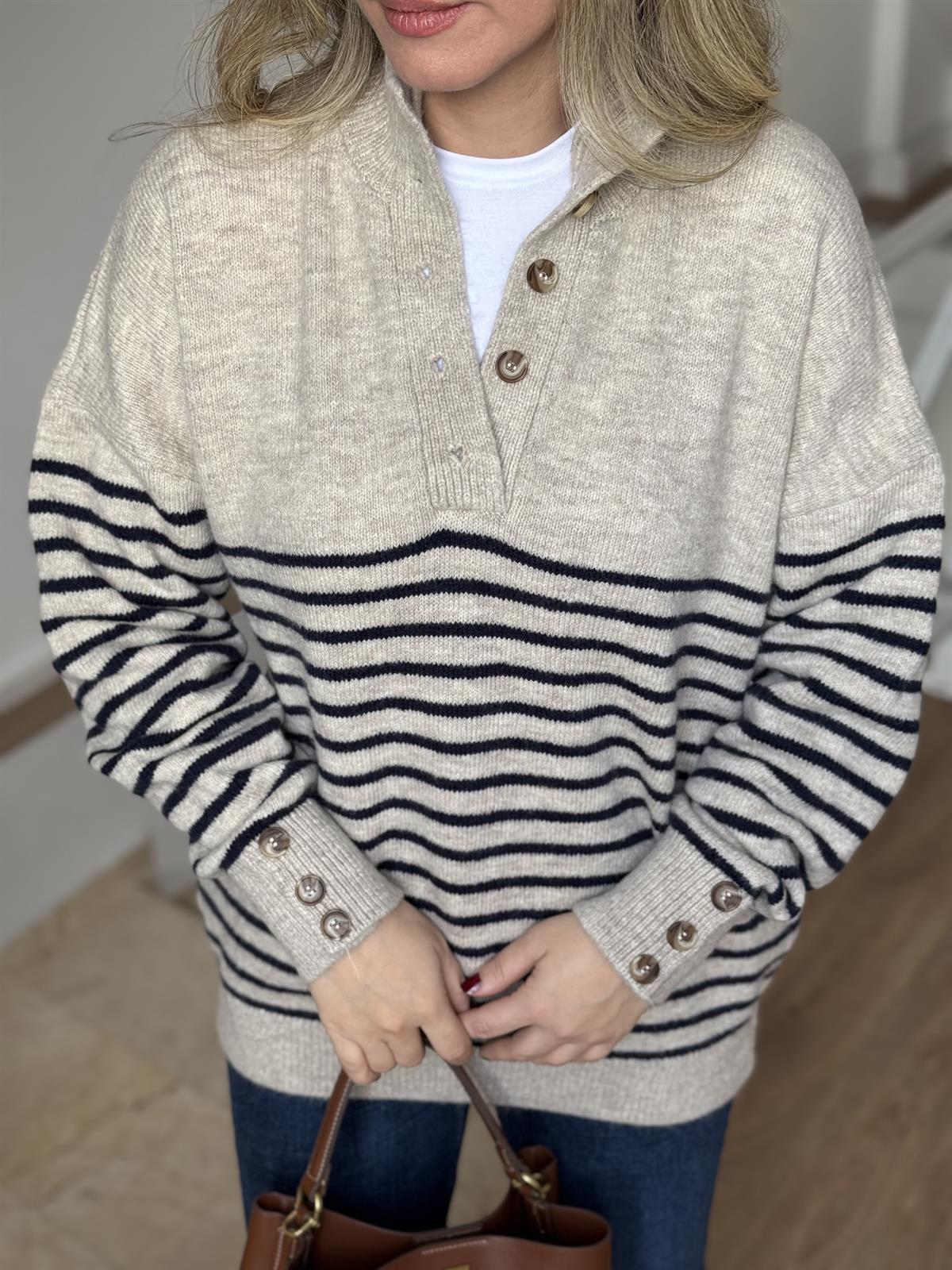 Balıkçı Yaka Çizgili Düğmeli Kazak - Bej