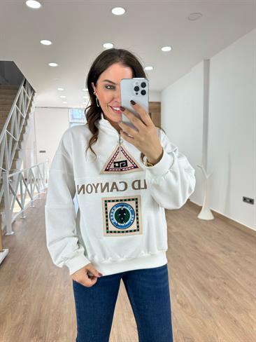 Baskı Ve Nakış Detaylı Sweatshirt