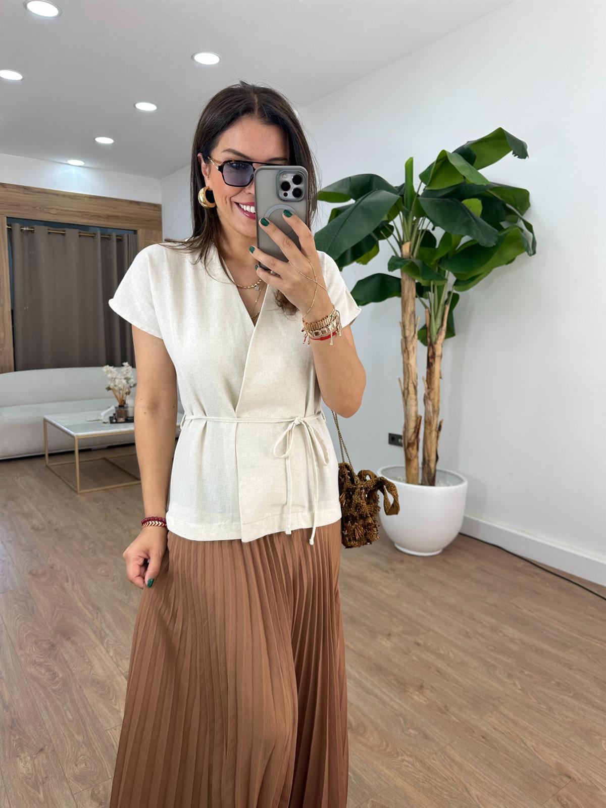 Bel Detaylı Pilili Uzun Elbise 