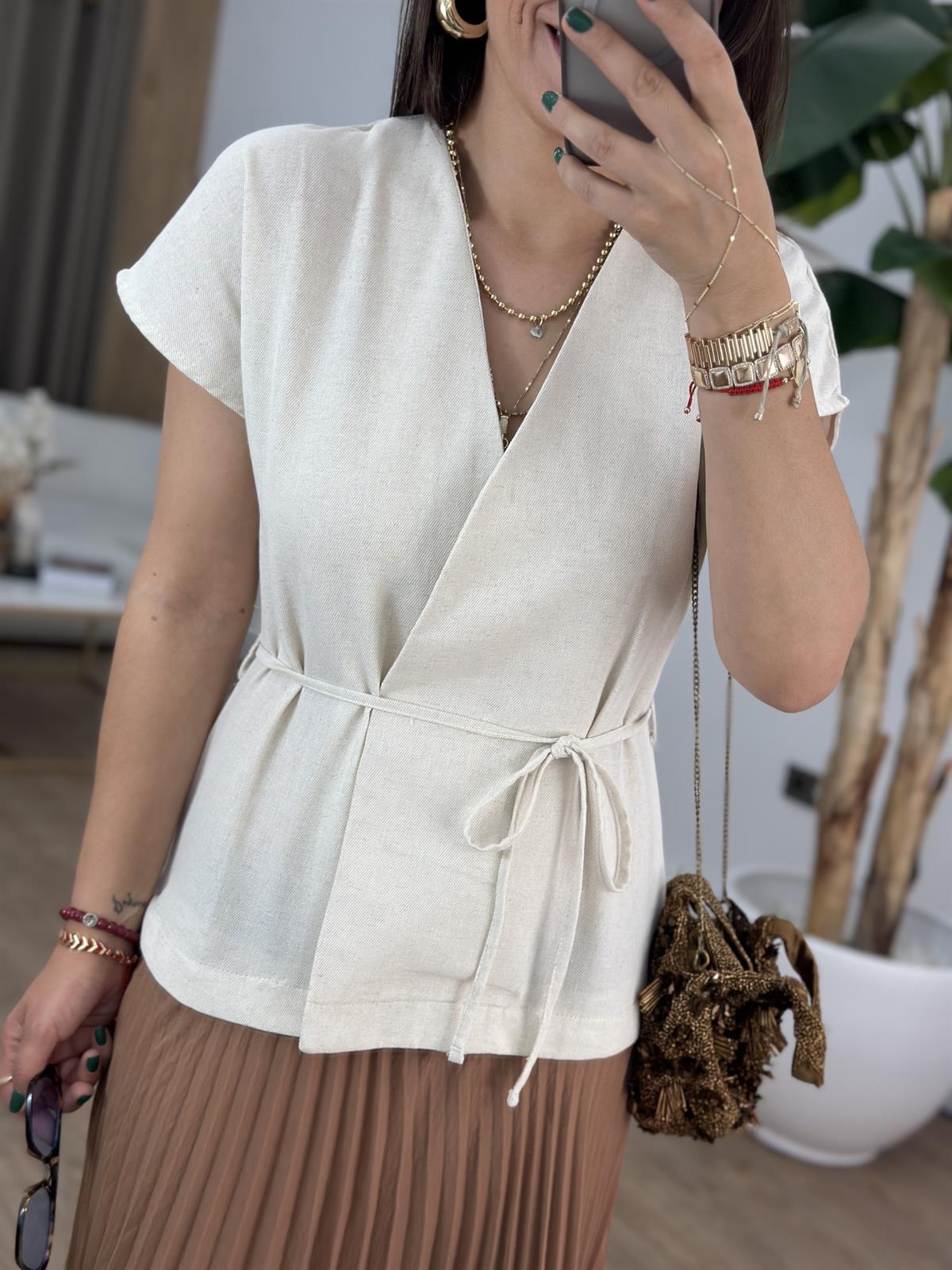 Bel Detaylı Pilili Uzun Elbise 