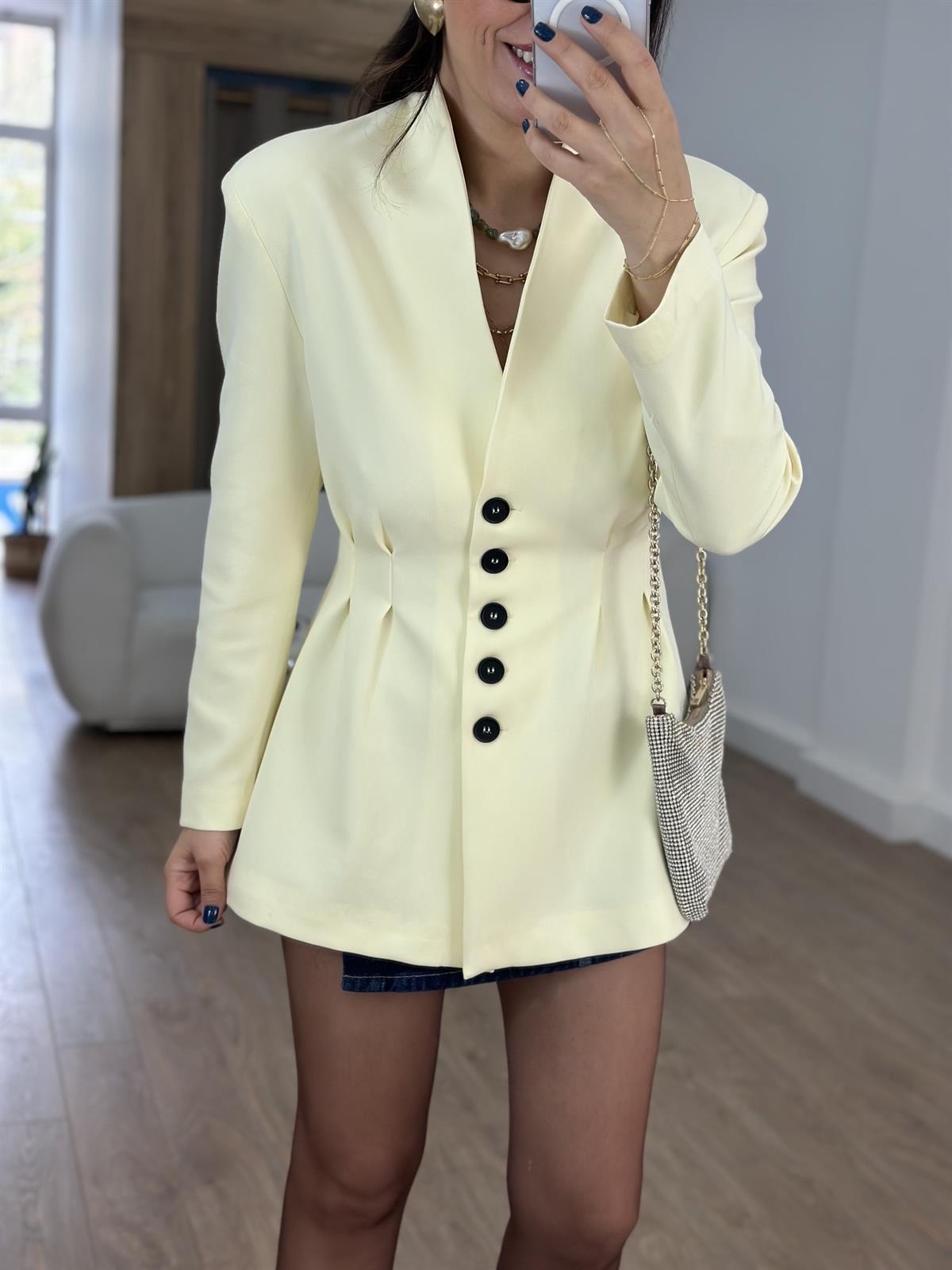 Belden Oturtmalı Düğme Detaylı Ceket - Sarı