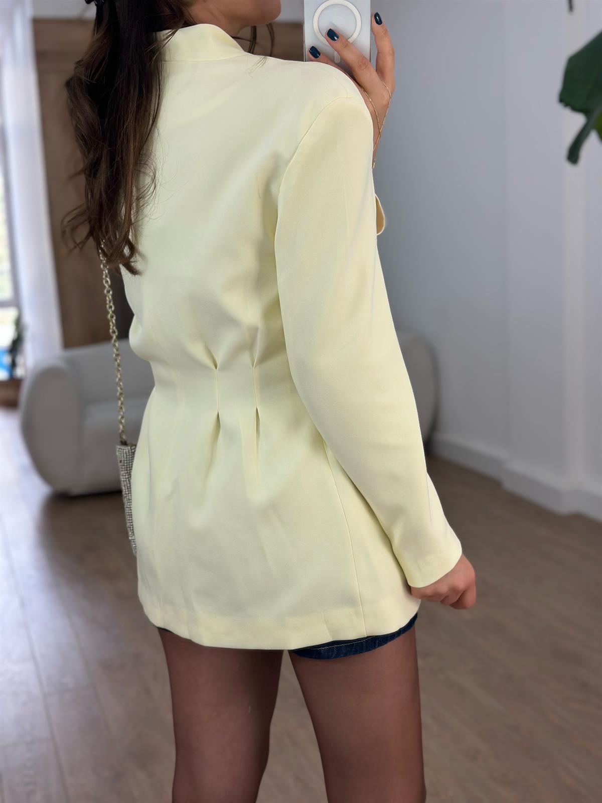 Belden Oturtmalı Düğme Detaylı Ceket - Sarı