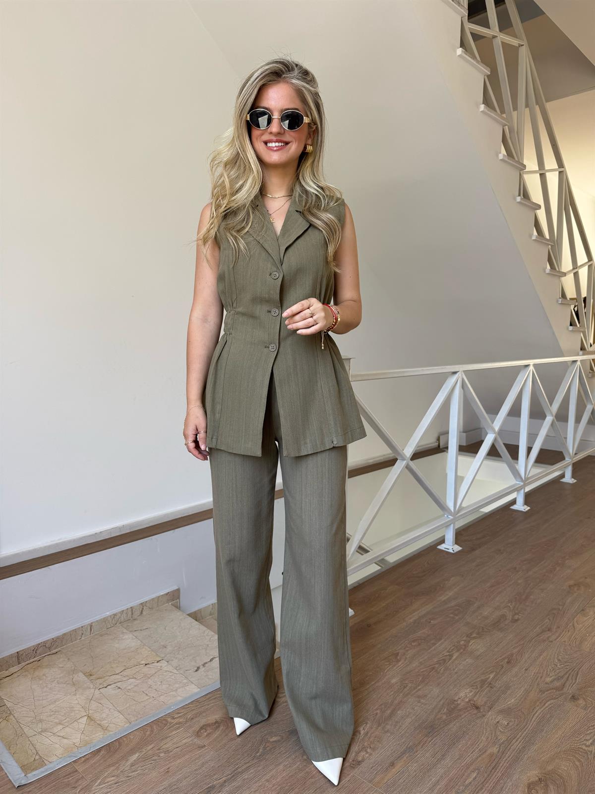 Belden Oturtmalı Yelek Pantolon Takım - Haki