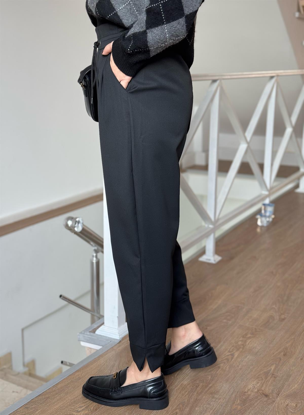 Beli Bağcıklı Havuç Pantolon - Siyah