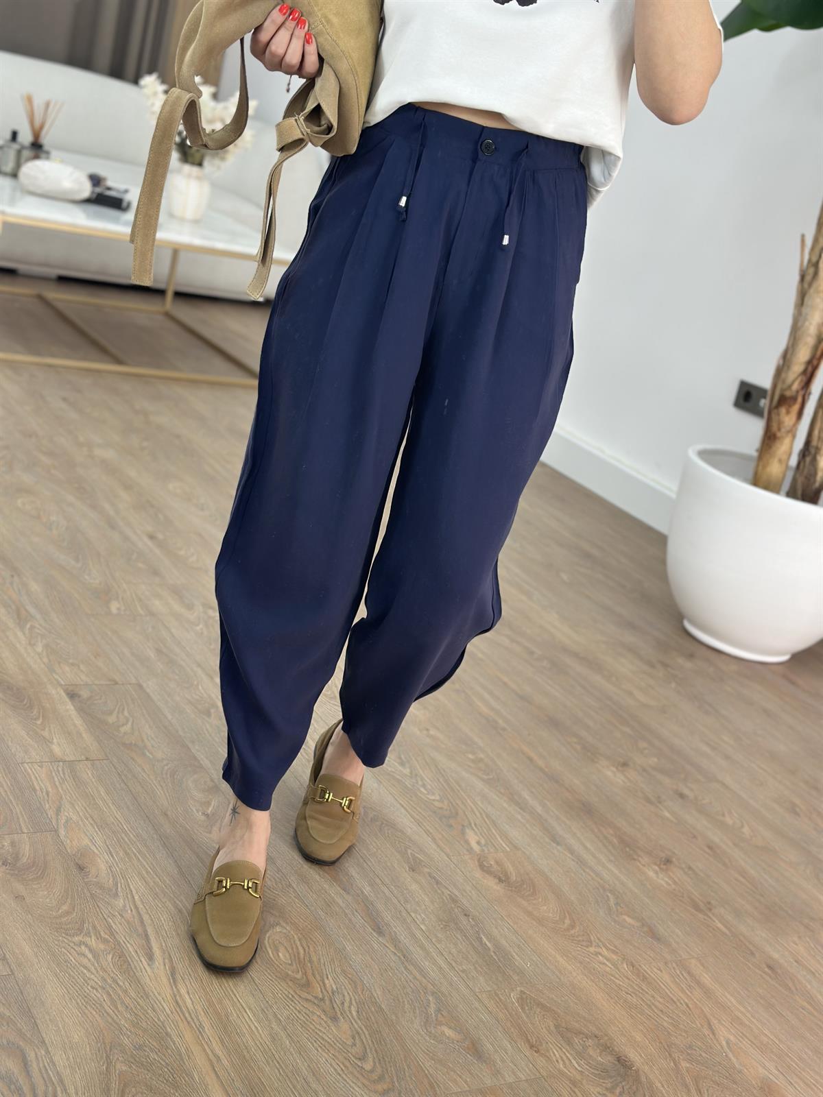 Beli Bağlama Detaylı Havuç Pantolon - Lacivert