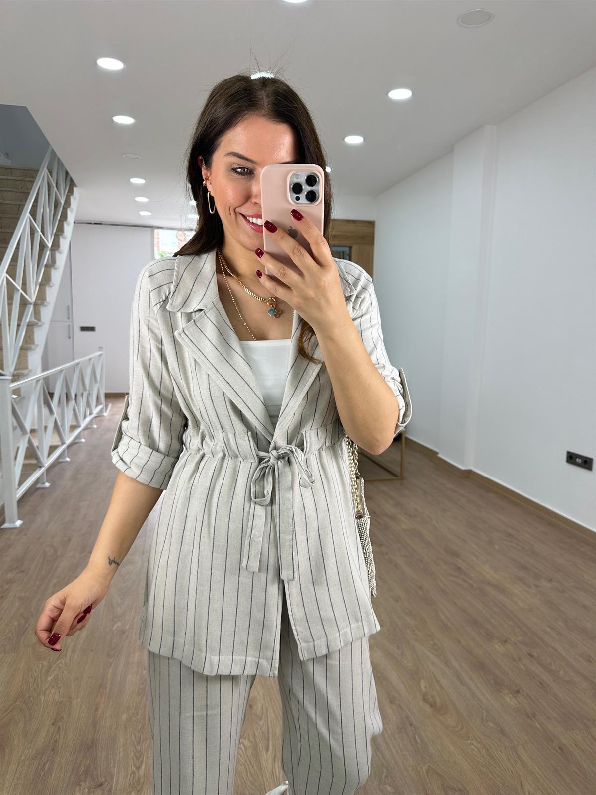 Beli Bağlamalı Çizgili Keten Takım-Siyah