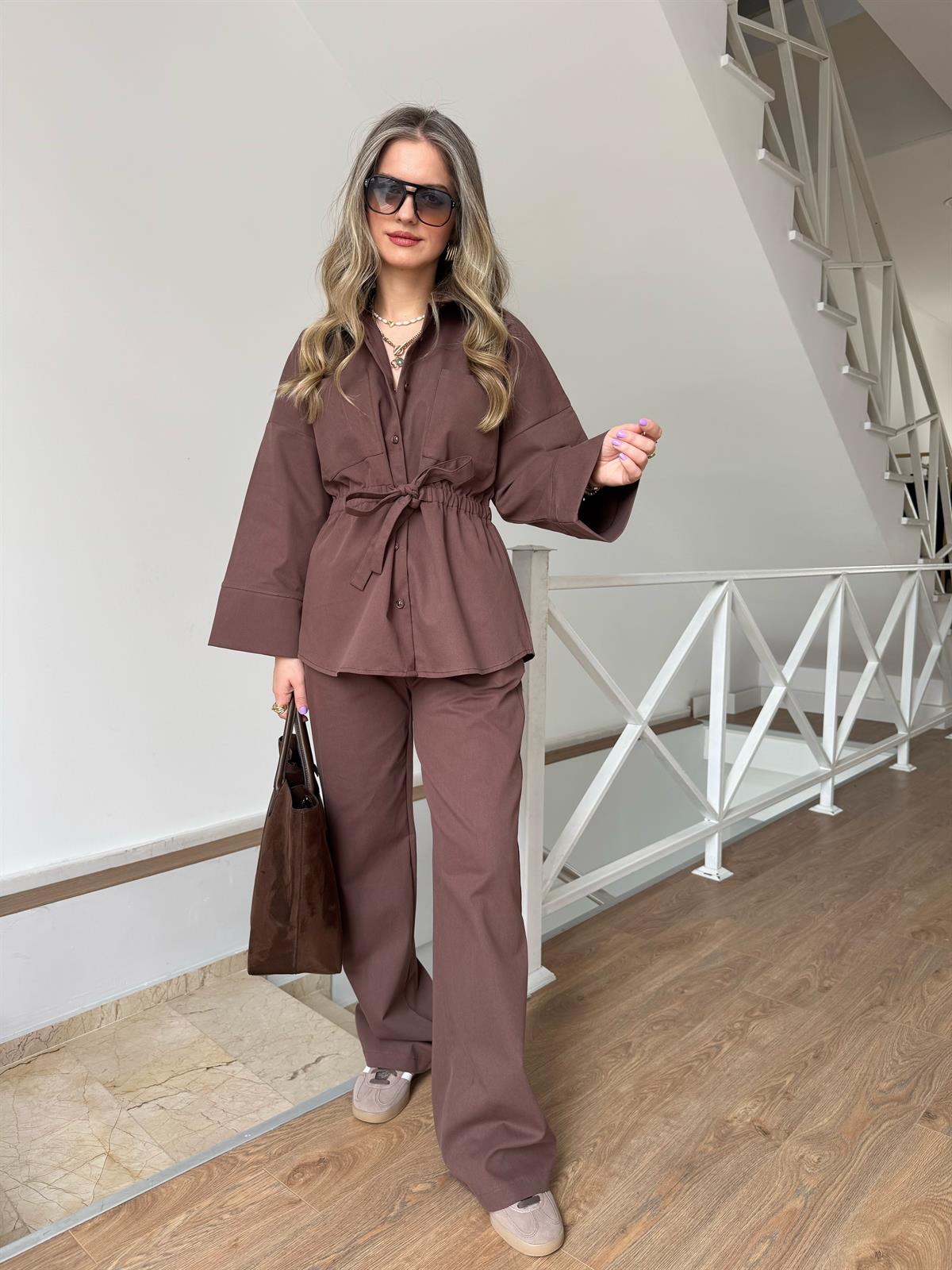Beli Büzgülü Pantolon Gömlek Takım - Kahverengi