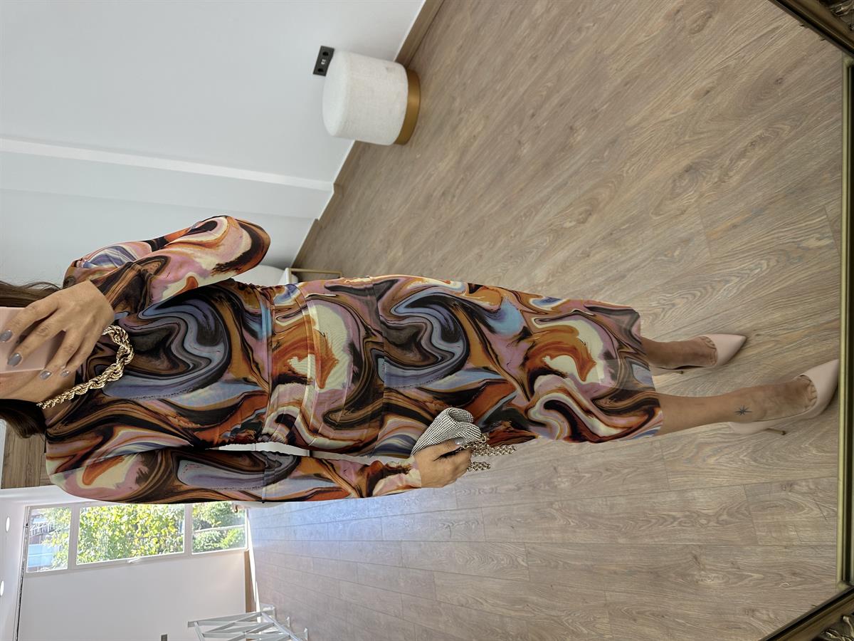 Beli Büzgülü Renkli Tül Elbise