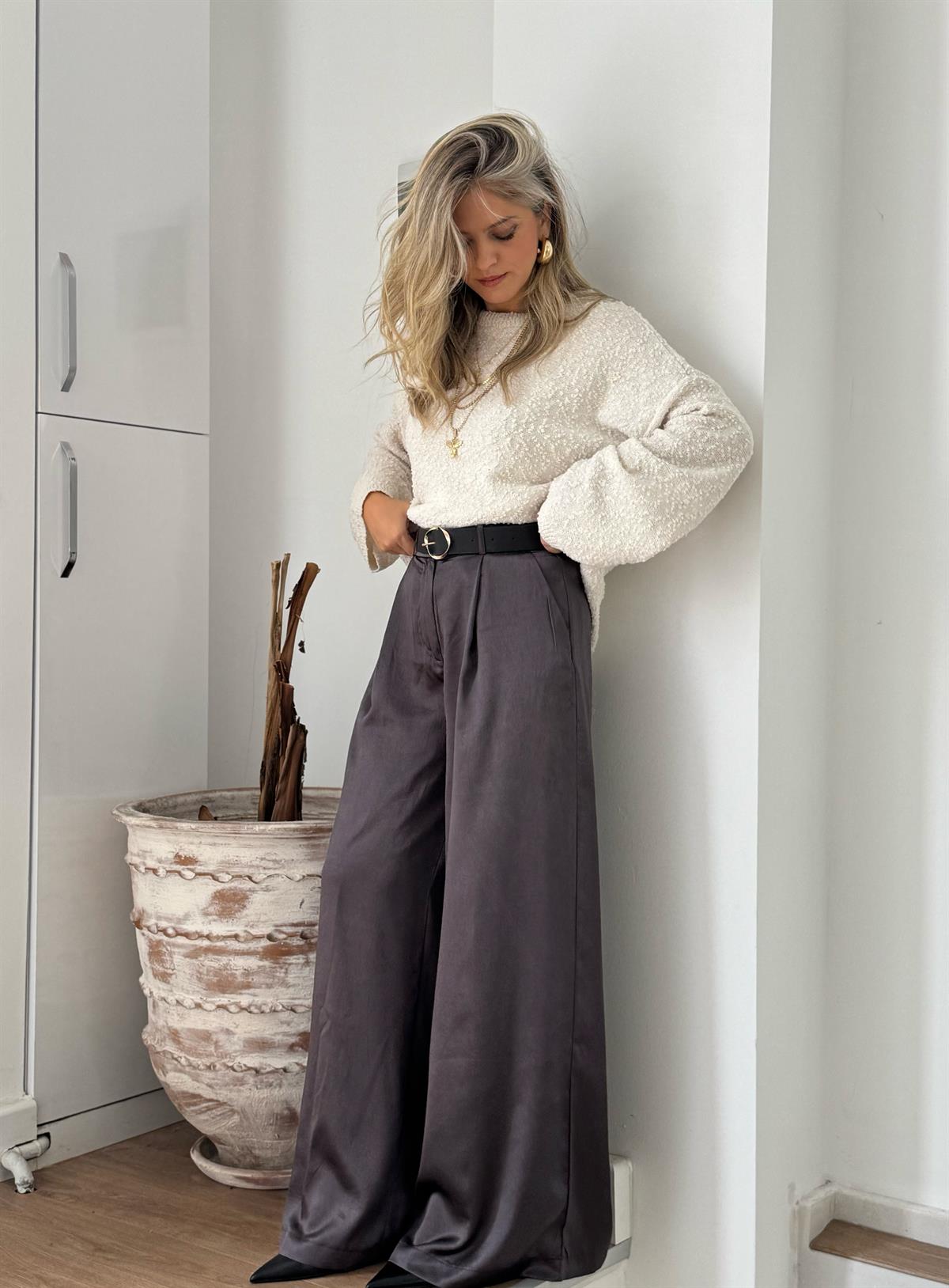 Beli Kemerli Saten Bol Paça Pantolon 