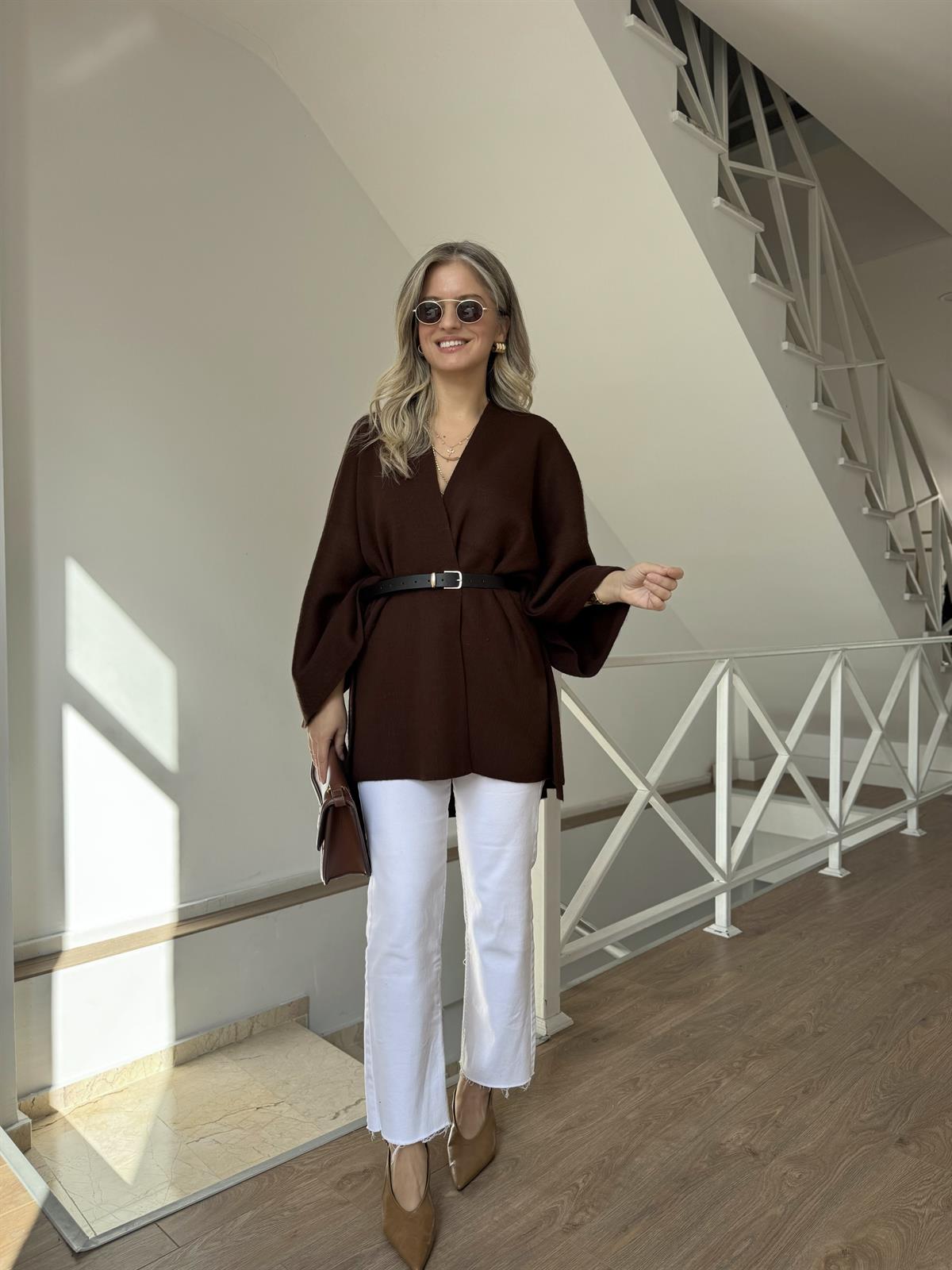 Beli Kemerli Triko Şal Bluz - Kahverengi 