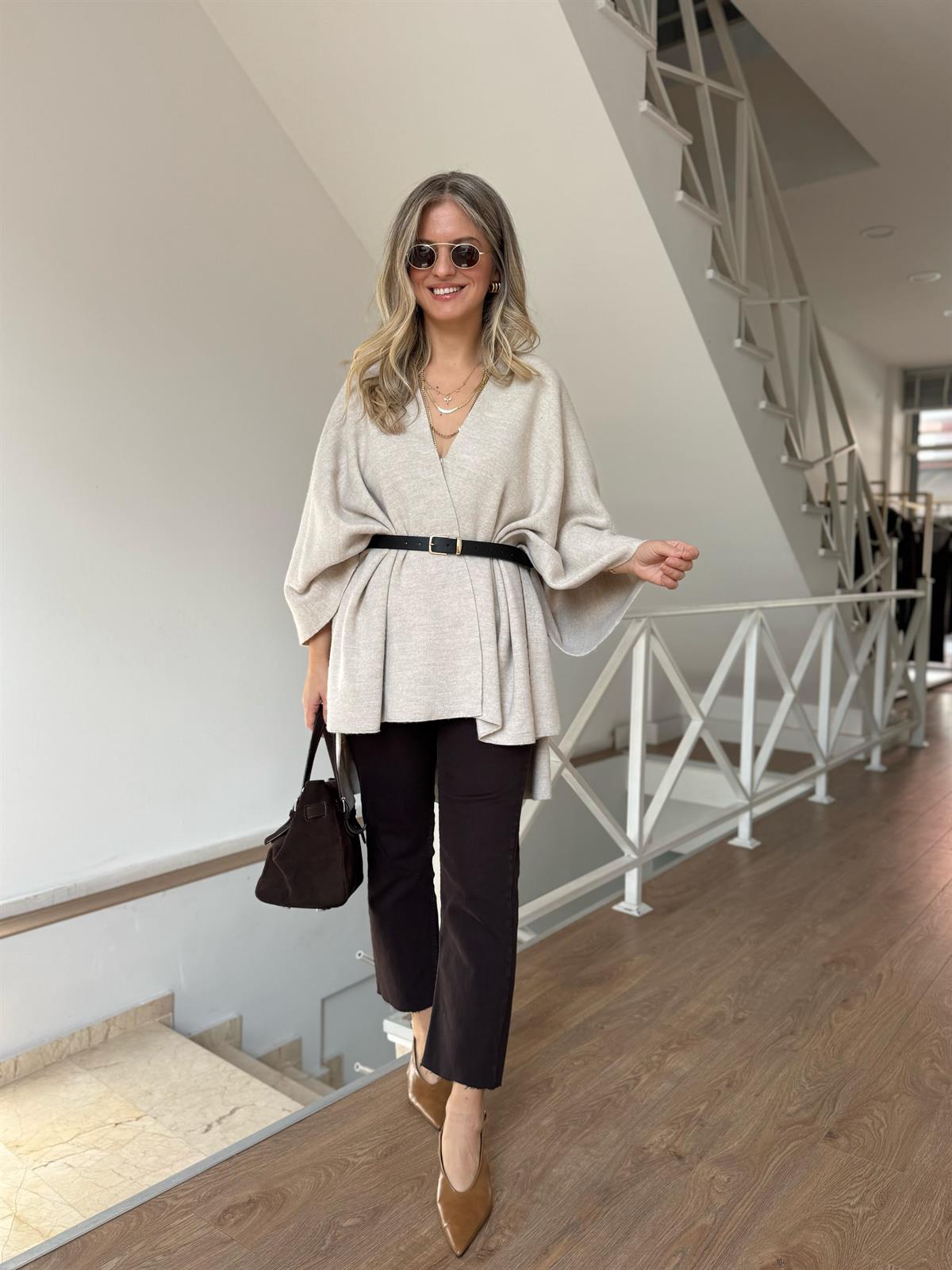 Beli Kemerli Triko Şal Bluz - Taş 