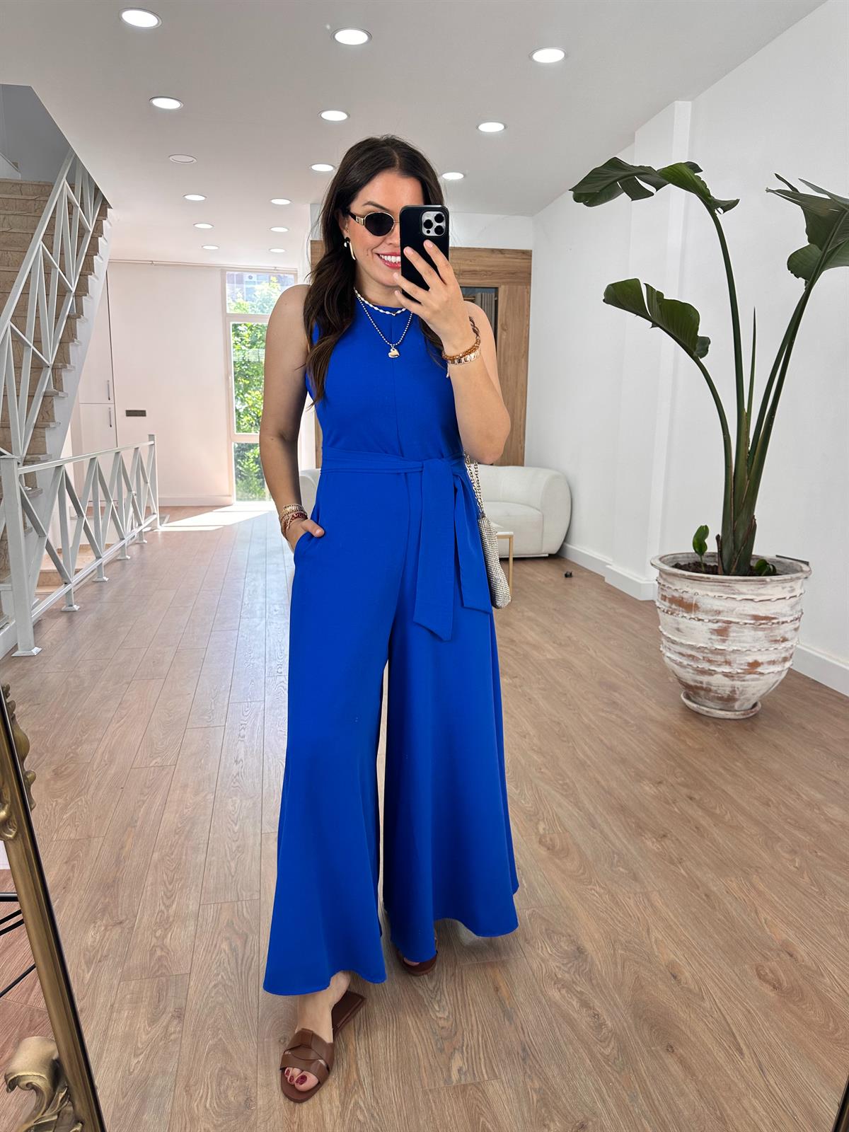 Beli Kuşaklı Bol Paça Krep Tulum-Mavi