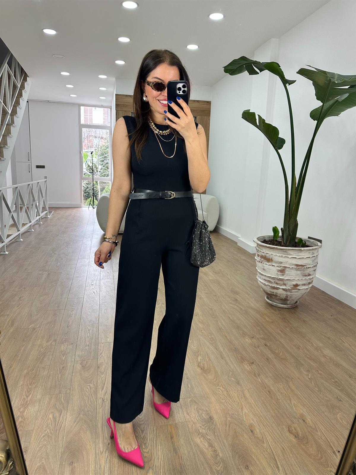 Beli Kuşaklı Bol Paça Tulum-Siyah