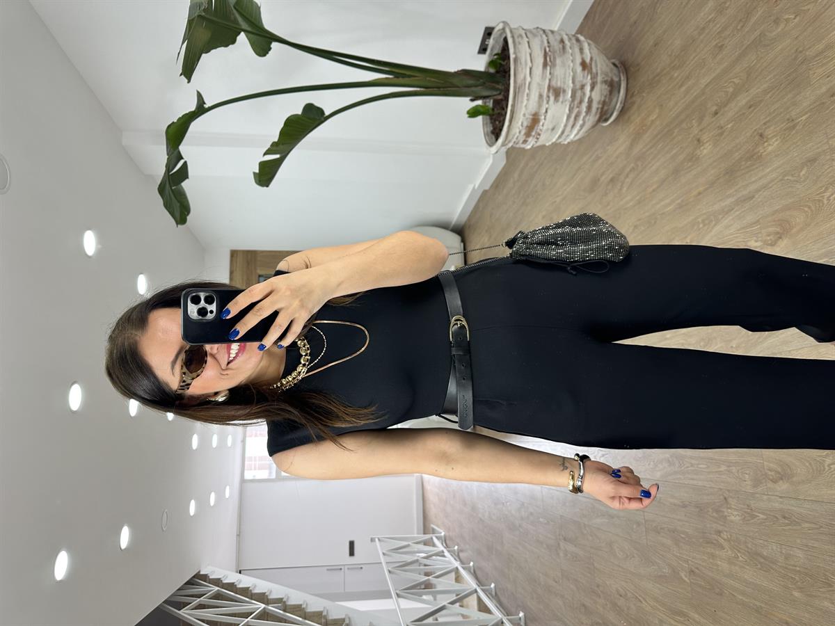 Beli Kuşaklı Bol Paça Tulum-Siyah