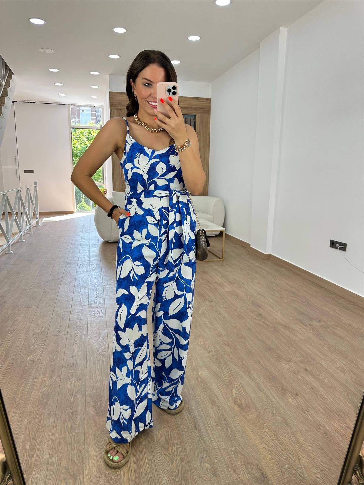 Beli Kuşaklı Çiçekli Keten Tulum-Saks