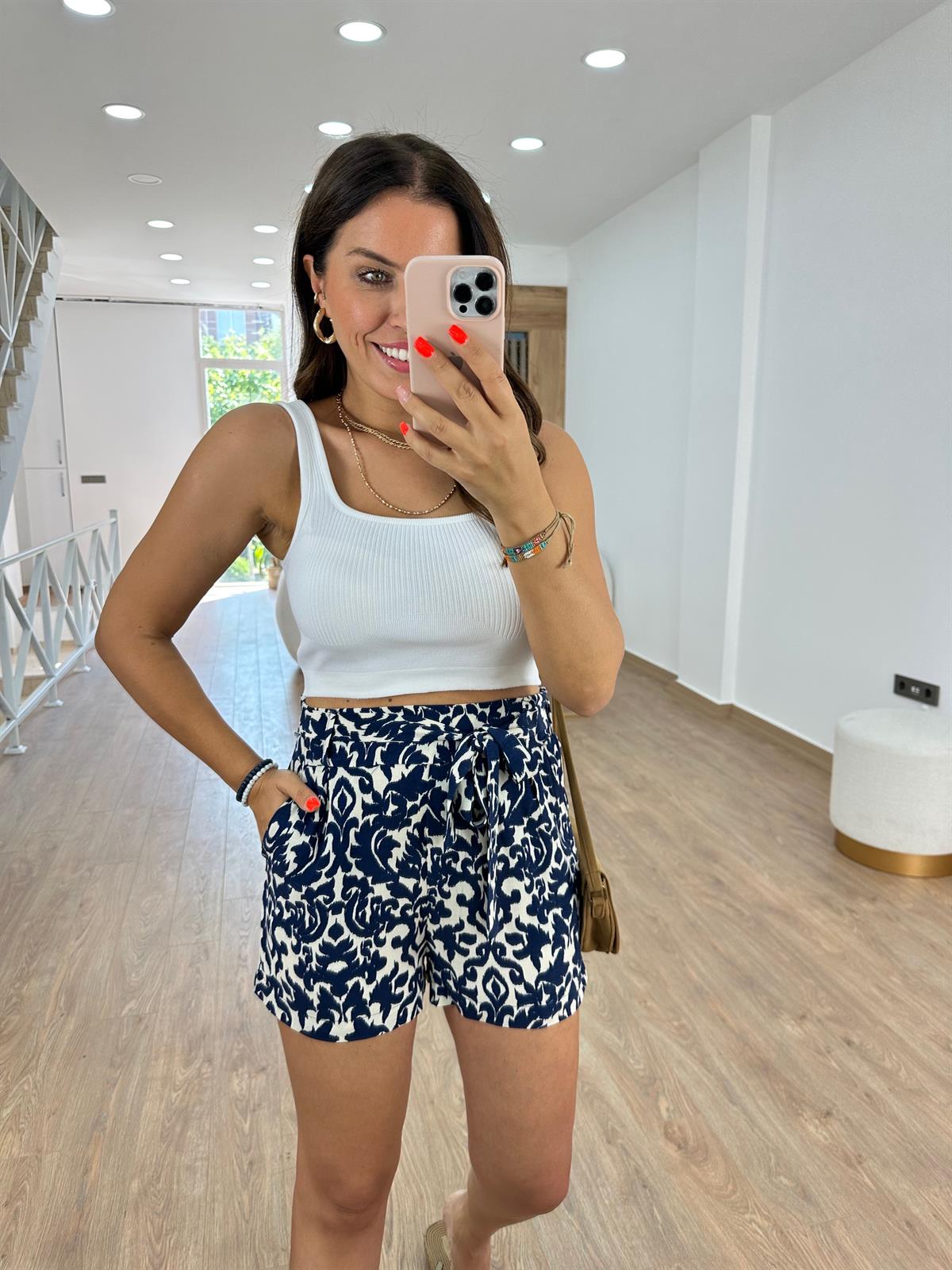 Beli Kuşaklı Desenli Tnsel Şort