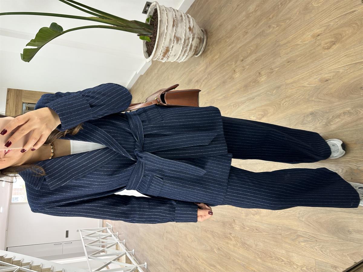 Beli Kuşaklı Kaşe Takım-Lacivert