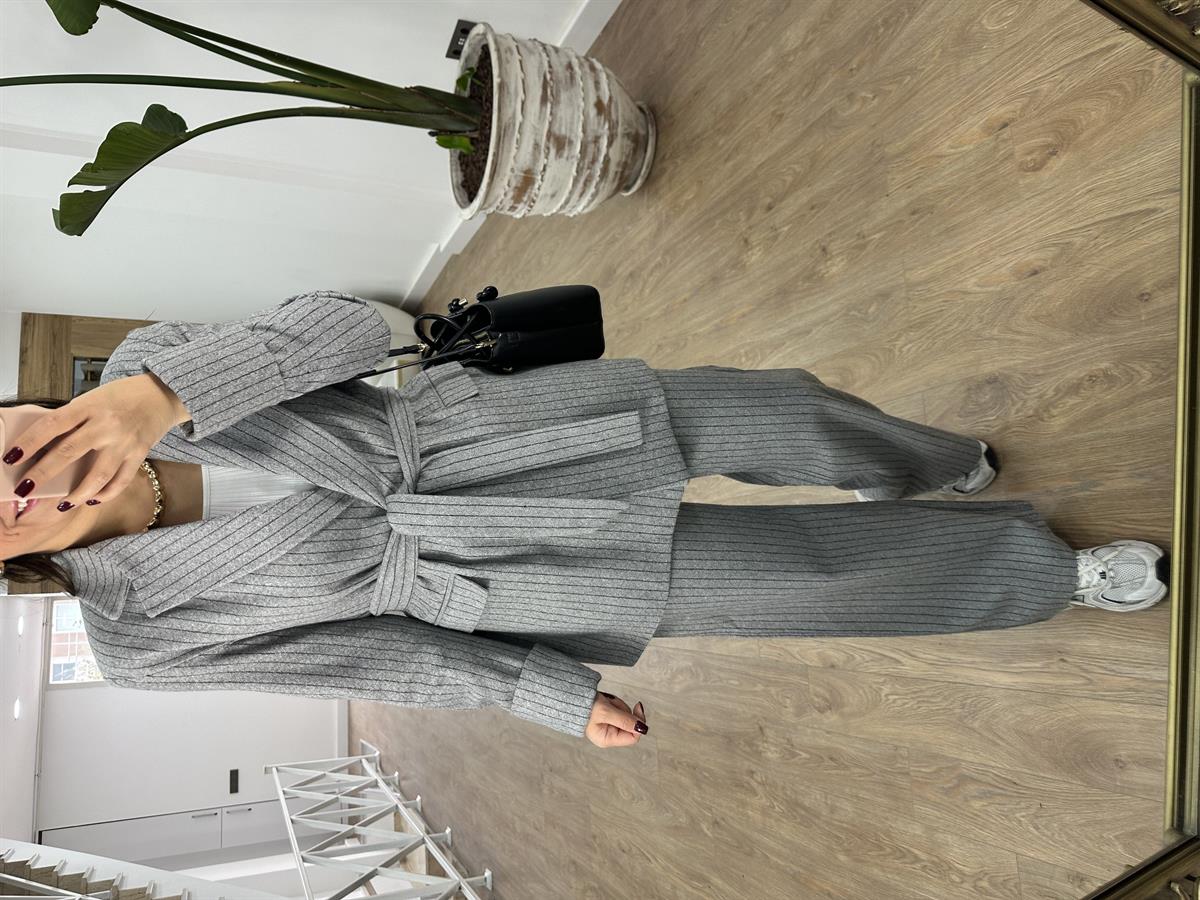 Beli Kuşaklı Takım-Gri