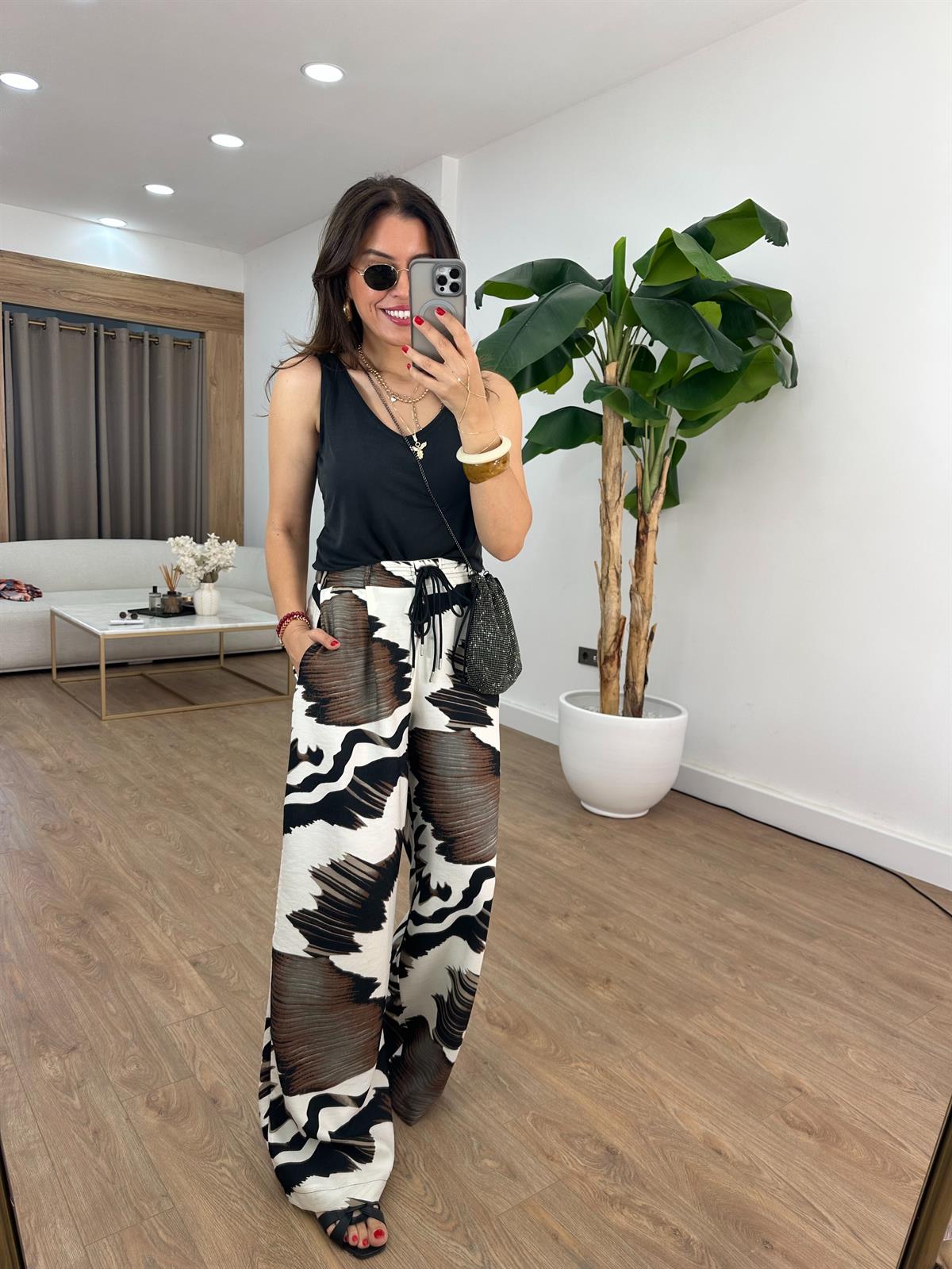 Beli Lastikli Batik Desenli Pantolon 