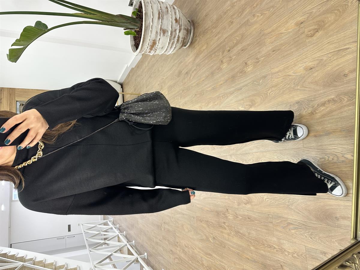 Beli Lastikli Bol Paça Triko Takım-Siyah