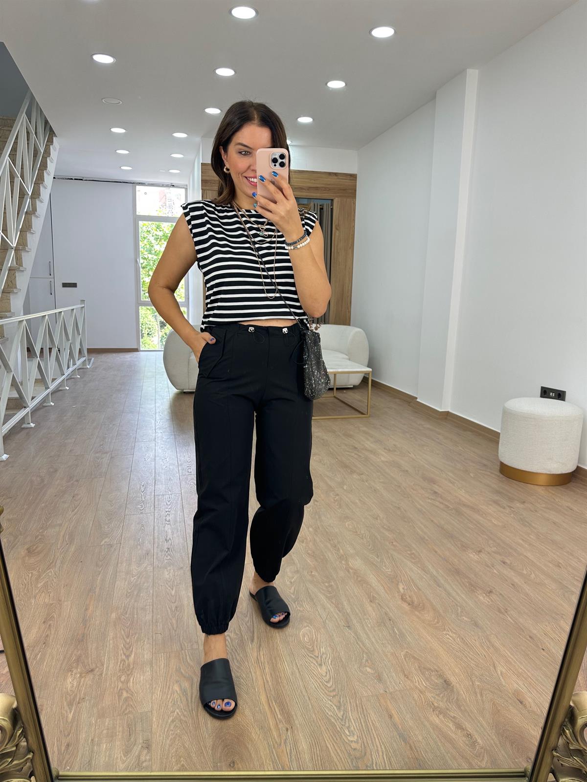 Beli Lastikli Cep Detaylı Pantolon