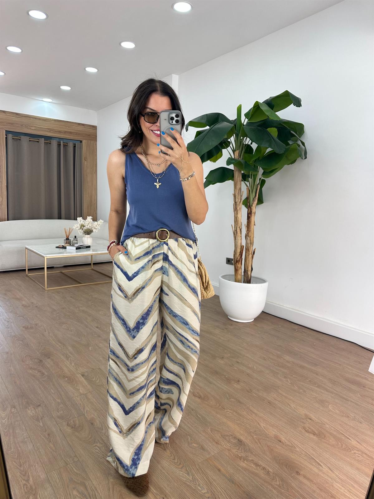 Beli Lastikli Çizgi Desenli Bol Paça Pantolon - Mavi