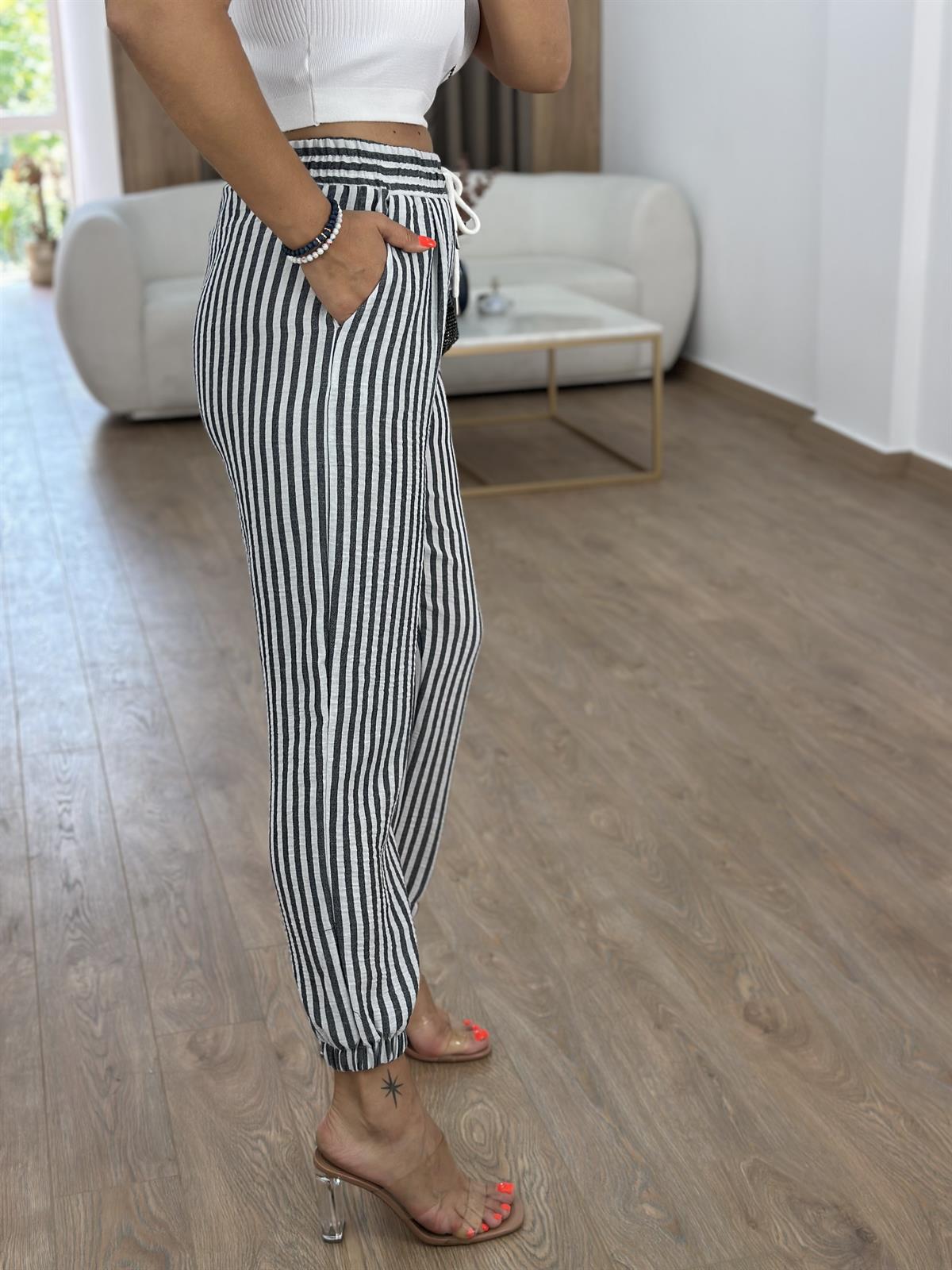 Beli Lastikli Çizgili Keten Pantolon-Siyah