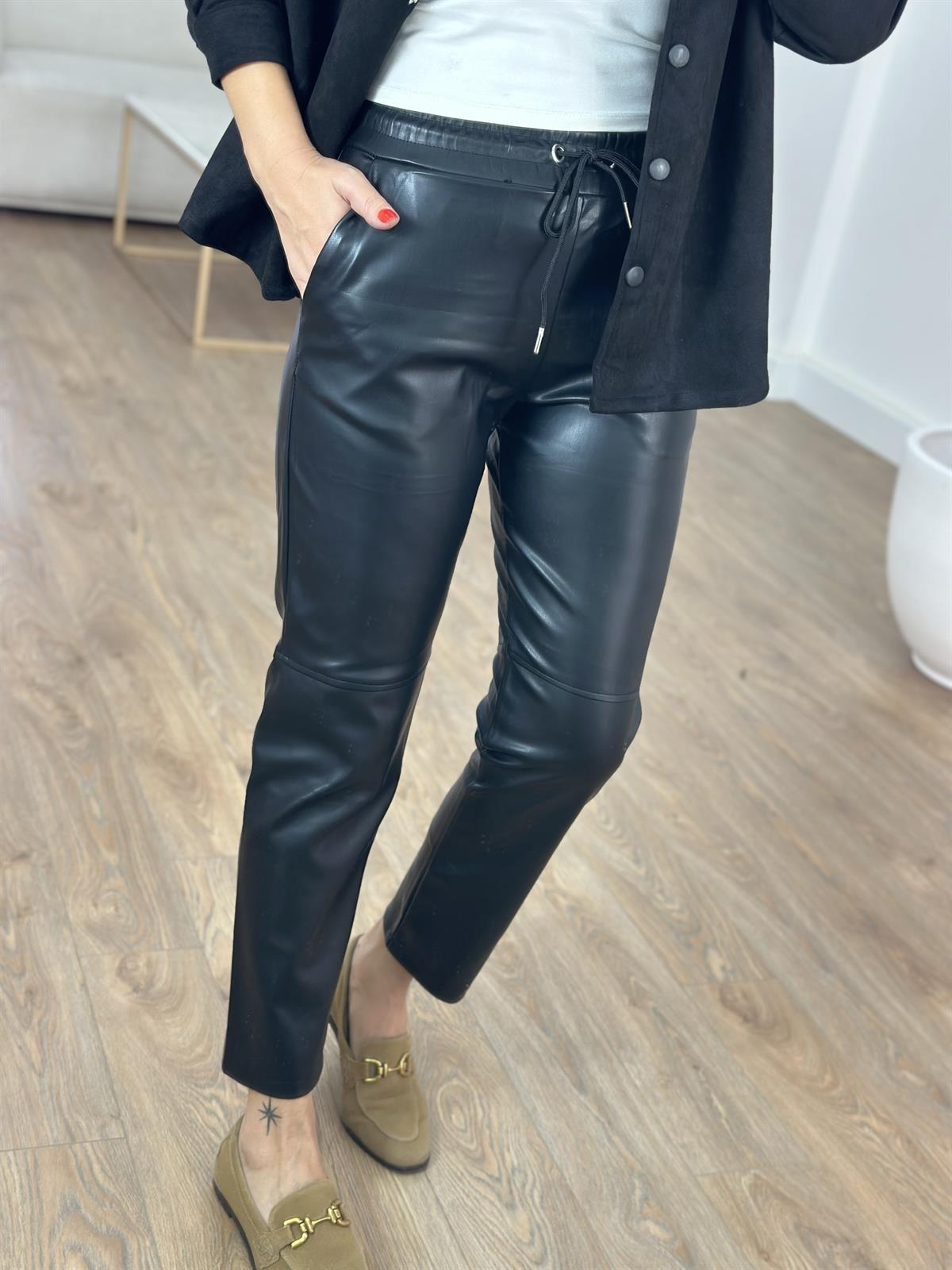 Beli Lastikli Deri Havuç Pantolon - Siyah