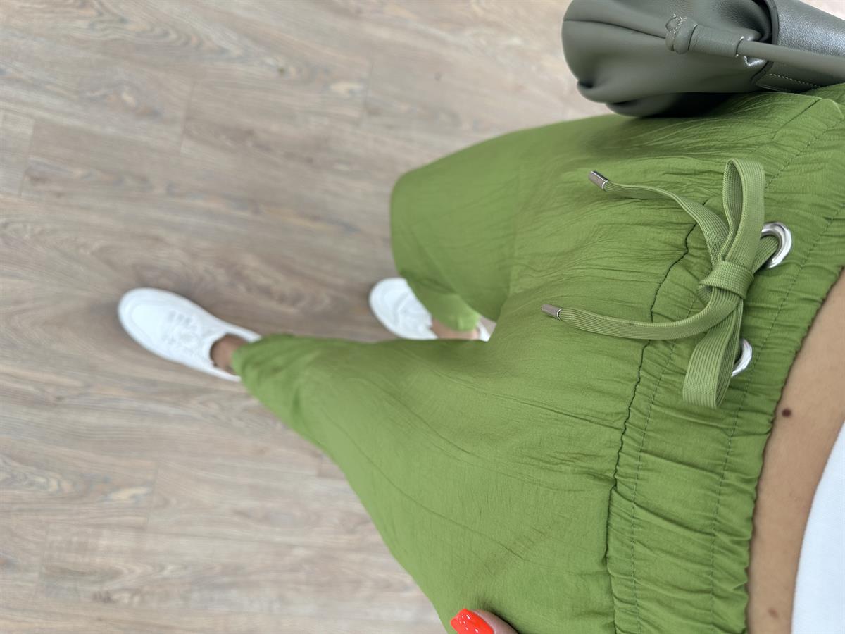 Beli Lastikli Dikiş Detay Havuç Pantolon Yağ Yeşili