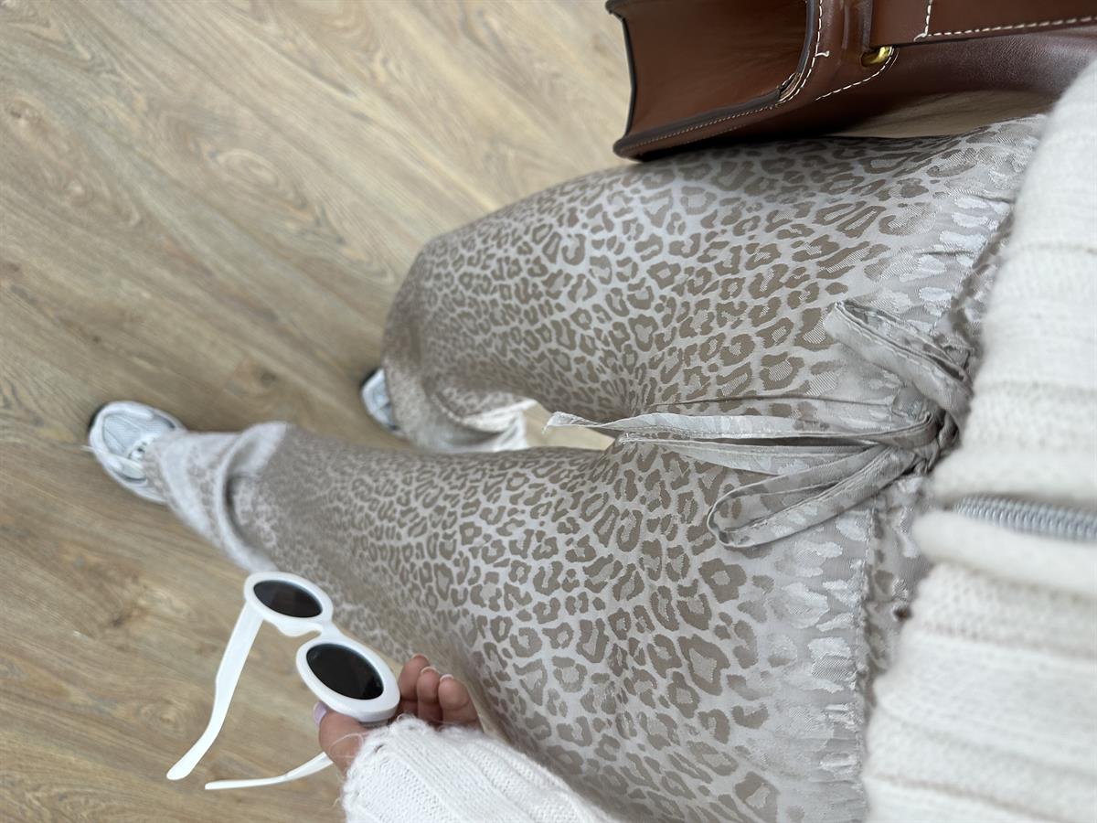 Beli Lastikli Leopar Desen Saten Pantolon-Ekru