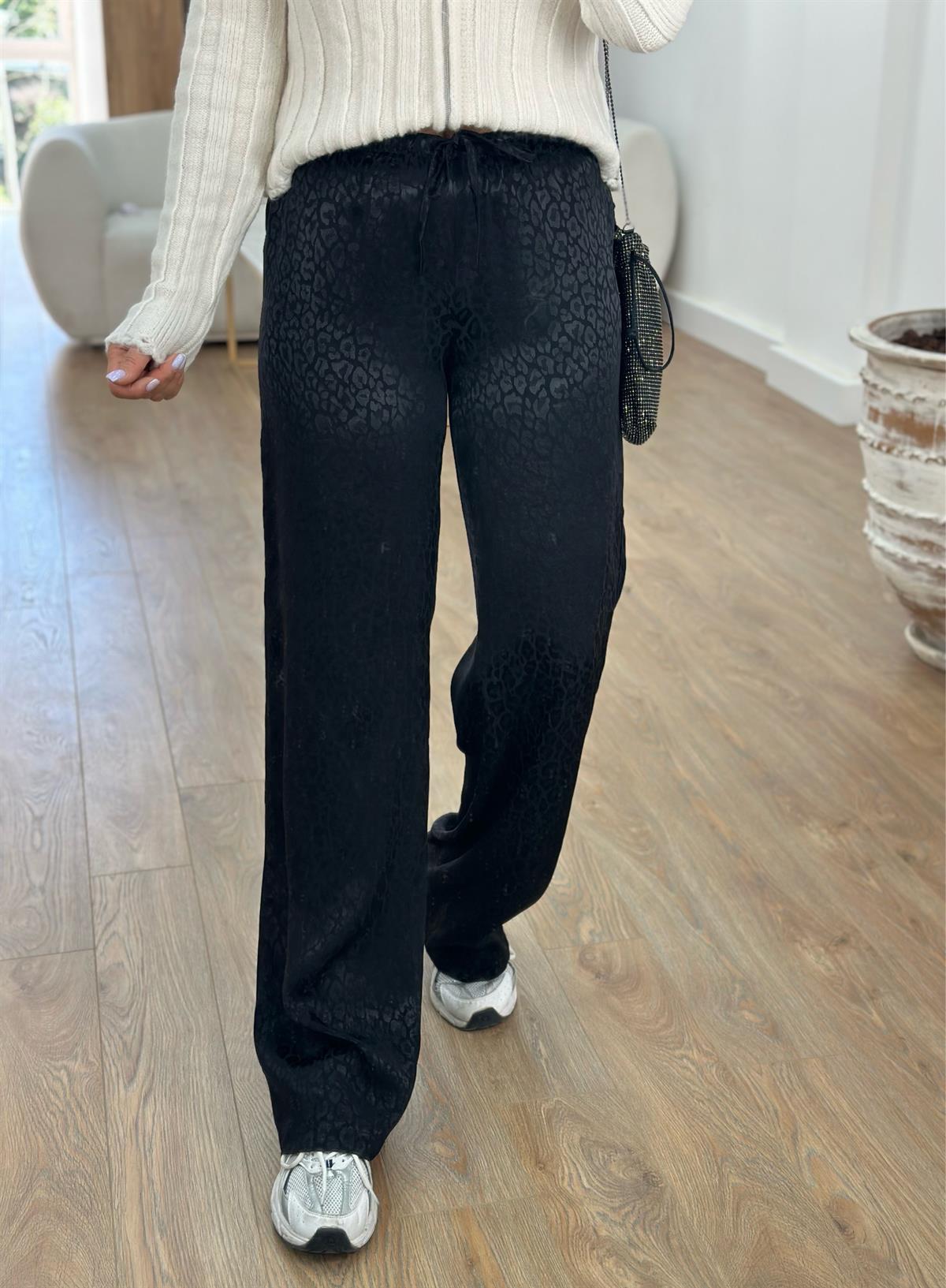 Beli Lastikli Leopar Desen Saten Pantolon-Siyah